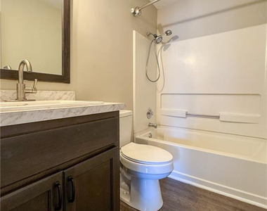 2582 Gotts Lane - Photo Thumbnail 13