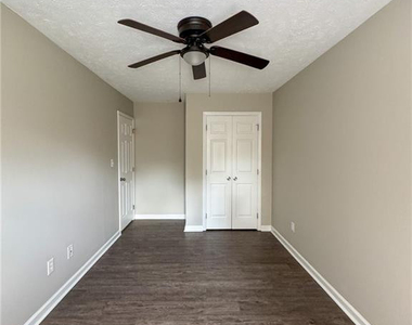 2582 Gotts Lane - Photo Thumbnail 9