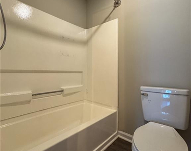 2582 Gotts Lane - Photo Thumbnail 18