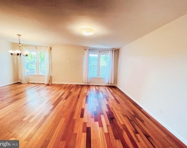 10443 Red Granite Terrace - Photo Thumbnail 4