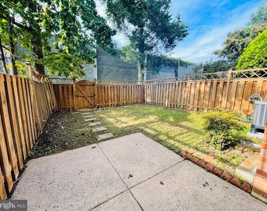 10443 Red Granite Terrace - Photo Thumbnail 17