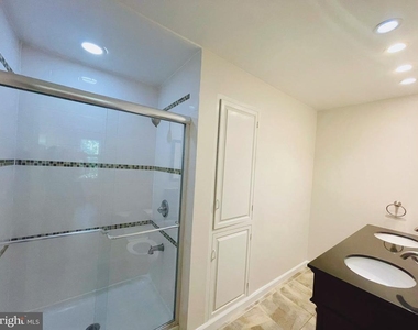 10443 Red Granite Terrace - Photo Thumbnail 10