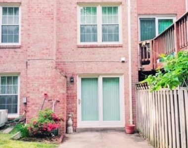 10443 Red Granite Terrace - Photo Thumbnail 22