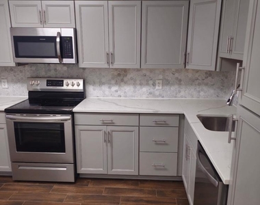 5501 Seminary Road - Photo Thumbnail 19