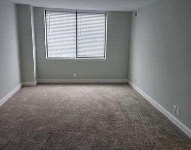 5501 Seminary Road - Photo Thumbnail 18