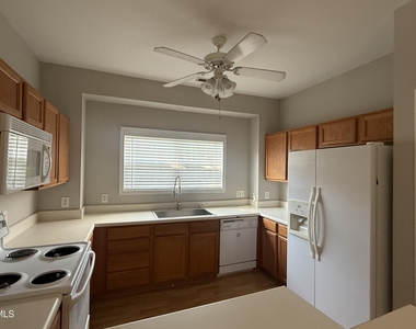 4626 Centrebrook Circle - Photo Thumbnail 2