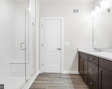 12136 Loblolly Drive - Photo Thumbnail 16