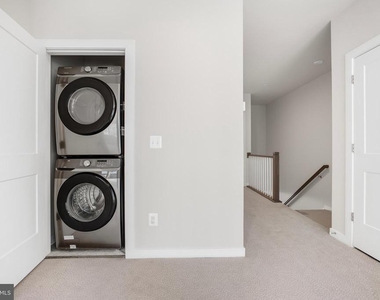 12136 Loblolly Drive - Photo Thumbnail 19