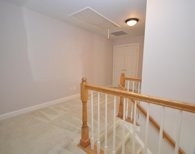 114 Prestonian Place - Photo Thumbnail 11