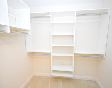 114 Prestonian Place - Photo Thumbnail 19