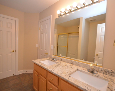 114 Prestonian Place - Photo Thumbnail 15