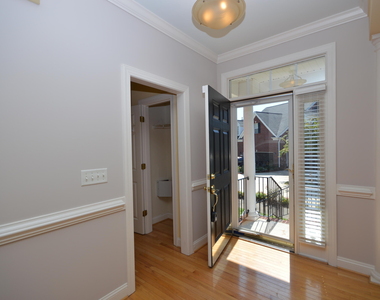 114 Prestonian Place - Photo Thumbnail 3
