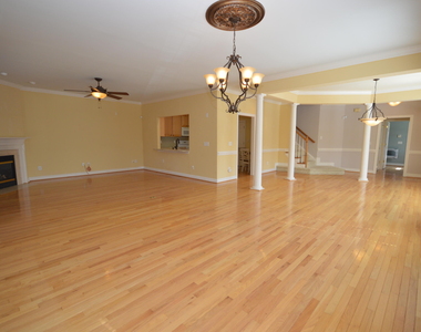 114 Prestonian Place - Photo Thumbnail 8