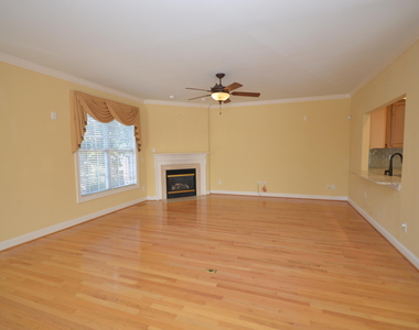 114 Prestonian Place - Photo Thumbnail 7