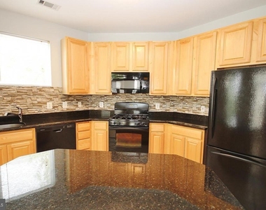 9486 Virginia Center Boulevard - Photo Thumbnail 10