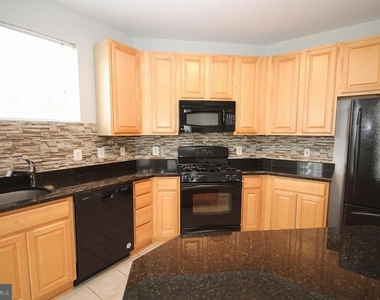 9486 Virginia Center Boulevard - Photo Thumbnail 11