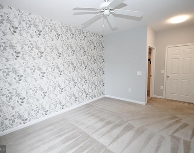 9486 Virginia Center Boulevard - Photo Thumbnail 4