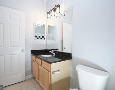 9486 Virginia Center Boulevard - Photo Thumbnail 5