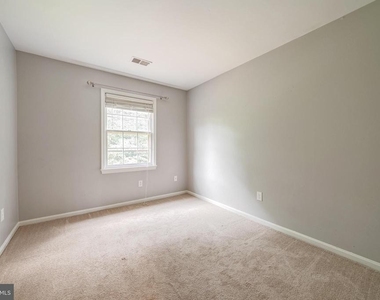 5465 Cheshire Meadows Way - Photo Thumbnail 23
