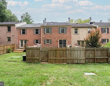 5465 Cheshire Meadows Way - Photo Thumbnail 33