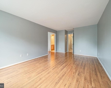 5465 Cheshire Meadows Way - Photo Thumbnail 19