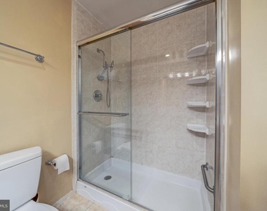 5465 Cheshire Meadows Way - Photo Thumbnail 22