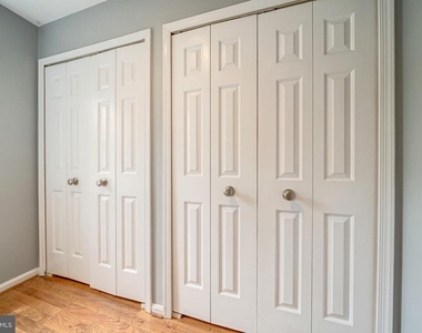 5465 Cheshire Meadows Way - Photo Thumbnail 20
