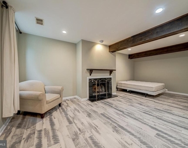 5465 Cheshire Meadows Way - Photo Thumbnail 28
