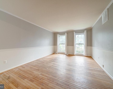 5465 Cheshire Meadows Way - Photo Thumbnail 3