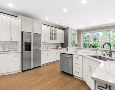 5801 Sand Pebble Place - Photo Thumbnail 15