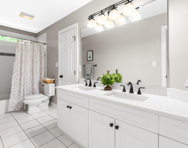 5801 Sand Pebble Place - Photo Thumbnail 29
