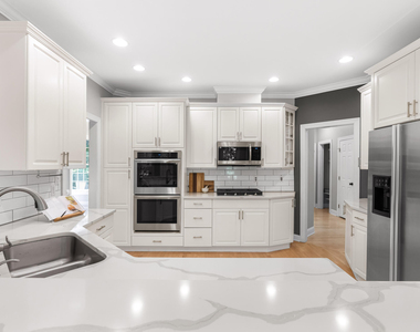 5801 Sand Pebble Place - Photo Thumbnail 16