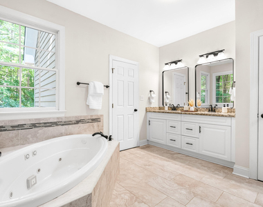 5801 Sand Pebble Place - Photo Thumbnail 26