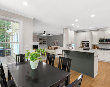 5801 Sand Pebble Place - Photo Thumbnail 19