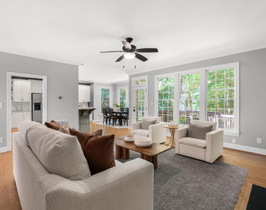 5801 Sand Pebble Place - Photo Thumbnail 13