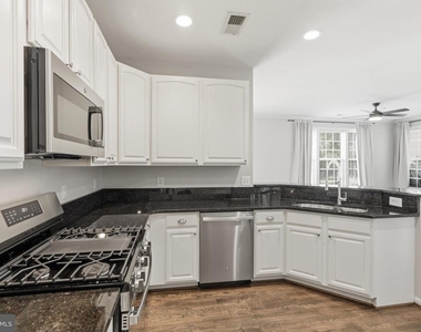 4677 Red Admiral Way - Photo Thumbnail 6