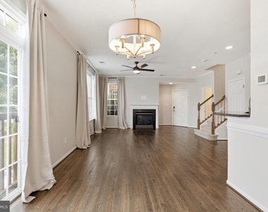4677 Red Admiral Way - Photo Thumbnail 3