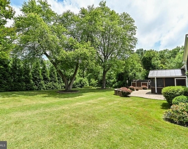 5116 Remington Drive - Photo Thumbnail 16