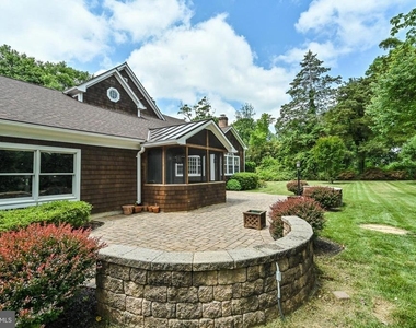 5116 Remington Drive - Photo Thumbnail 12