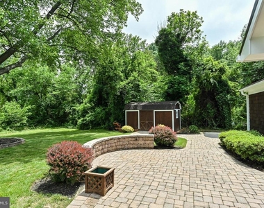 5116 Remington Drive - Photo Thumbnail 14