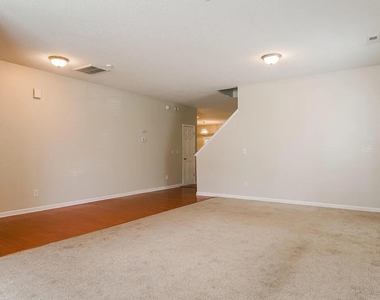 4443 Karlbrook Lane - Photo Thumbnail 5