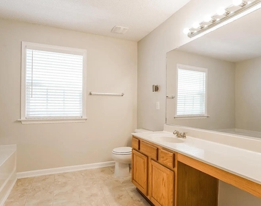 4443 Karlbrook Lane - Photo Thumbnail 12