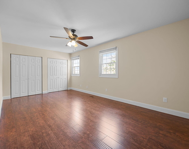 6423 New Market Way - Photo Thumbnail 28
