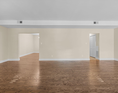 6423 New Market Way - Photo Thumbnail 14
