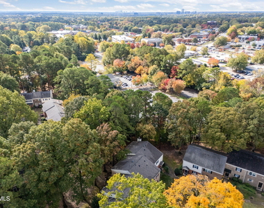 6423 New Market Way - Photo Thumbnail 46