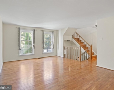6502 Coachleigh Way - Photo Thumbnail 3