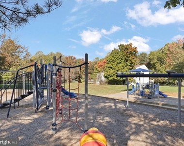 6502 Coachleigh Way - Photo Thumbnail 46