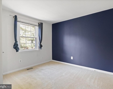 6502 Coachleigh Way - Photo Thumbnail 18