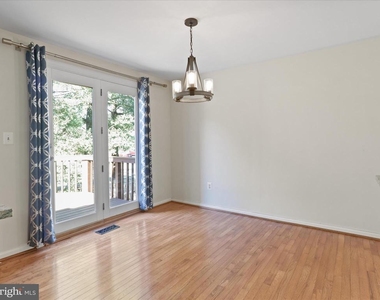 6502 Coachleigh Way - Photo Thumbnail 13
