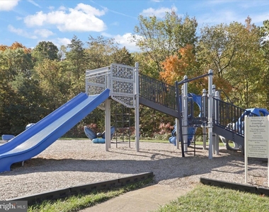 6502 Coachleigh Way - Photo Thumbnail 45